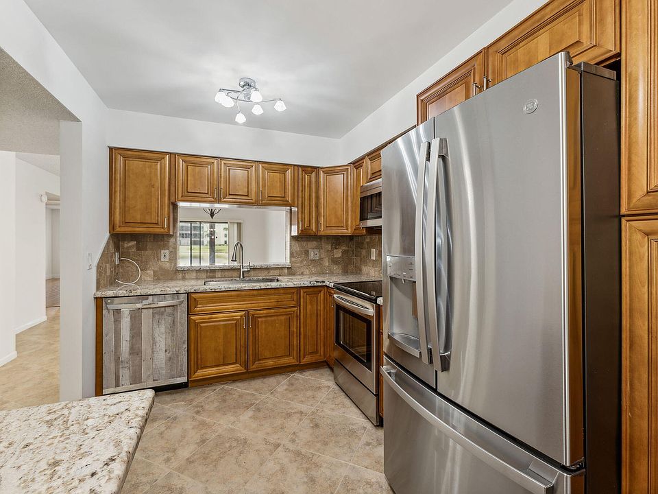 kiruakirua　0107 ♡ koi Lite Scrubs 317 Serenity Double Zipper Top | Fashion Scrub Tops