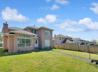 8648 140th St, Surrey, BC V3W5L3