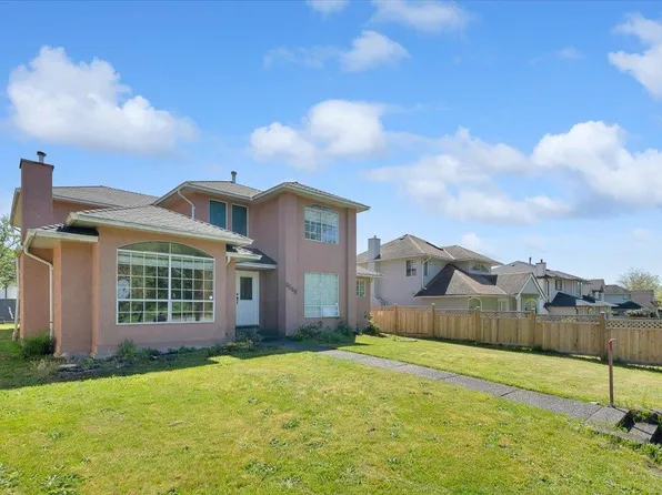 8648 140th St, Surrey, BC V3W 5L3