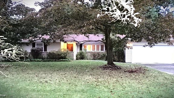 2nd image of 1943 Bryn Mawr Dr