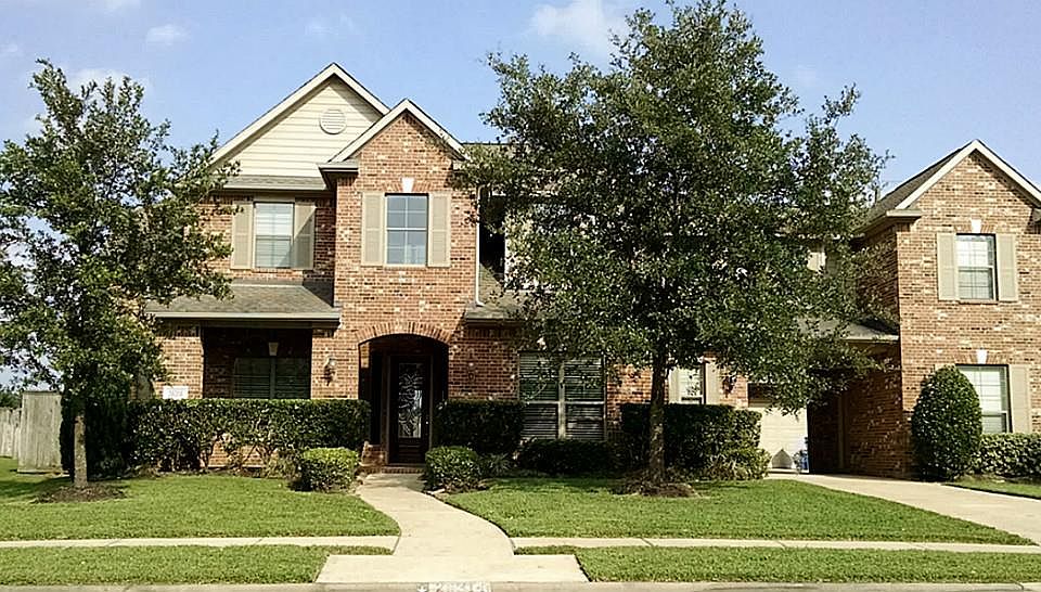 1st image of 26314 Crescent Cove Ln