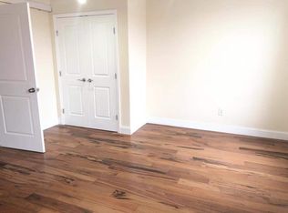 1637 S Broad St, Philadelphia, PA 19148