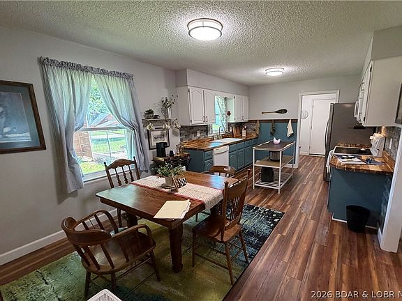 3rd image of 21 Cappa Cir