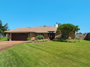 600 Sommer Cir, Panama City, FL 32405