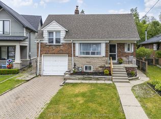 26 Parkland Rd, Toronto, ON M1N 1Y8