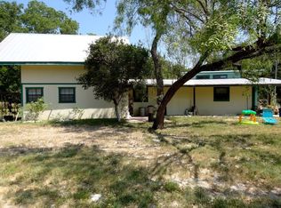 1249 Cr 414, Uvalde, TX 78801