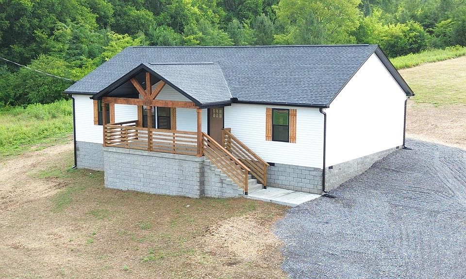 1st image of 797 Smith Bend Ln