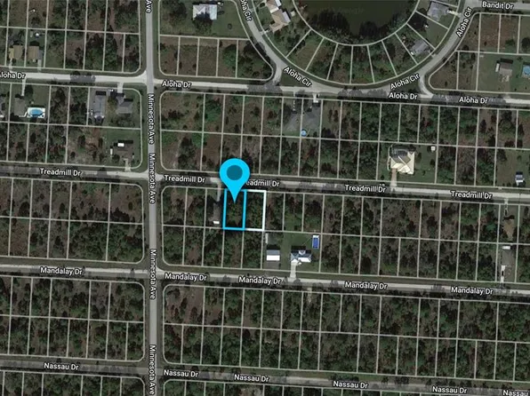 27415 Treadmill Dr #4, Punta Gorda, FL 33955