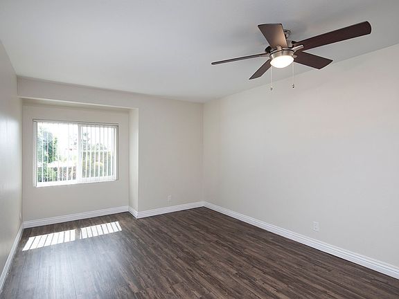 5th image of 1015 19th St #404