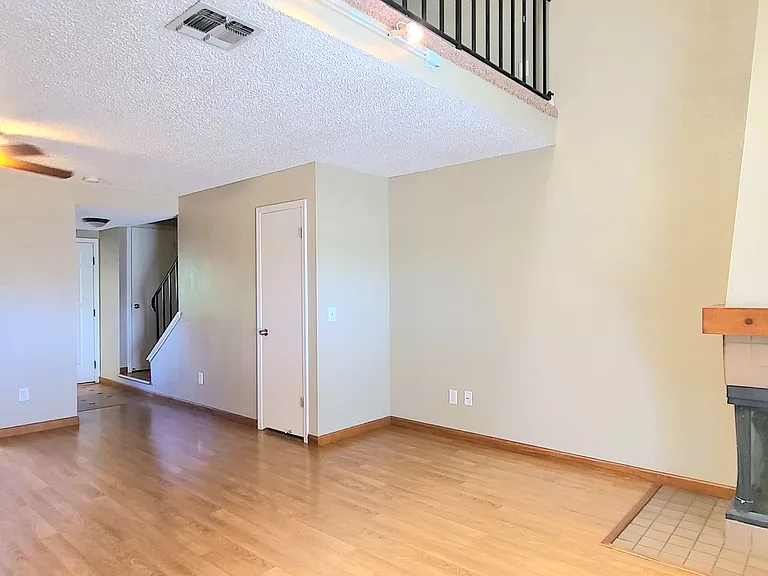 4358 Greenholme Dr #9 — Photo 1