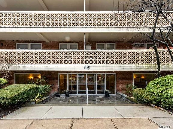 5th image of 45 Hill Park Ave APT 3B