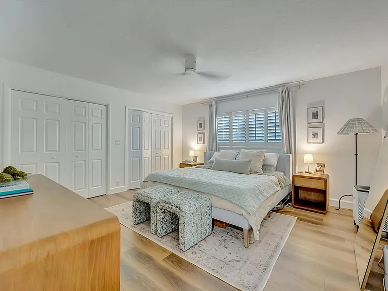 3173 Espanola Dr — Photo 40