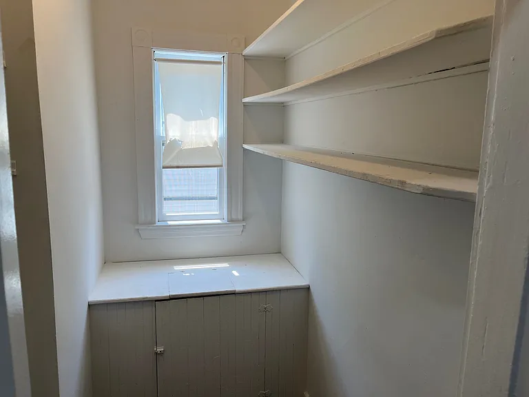 31 Barry St #2 — Photo 5