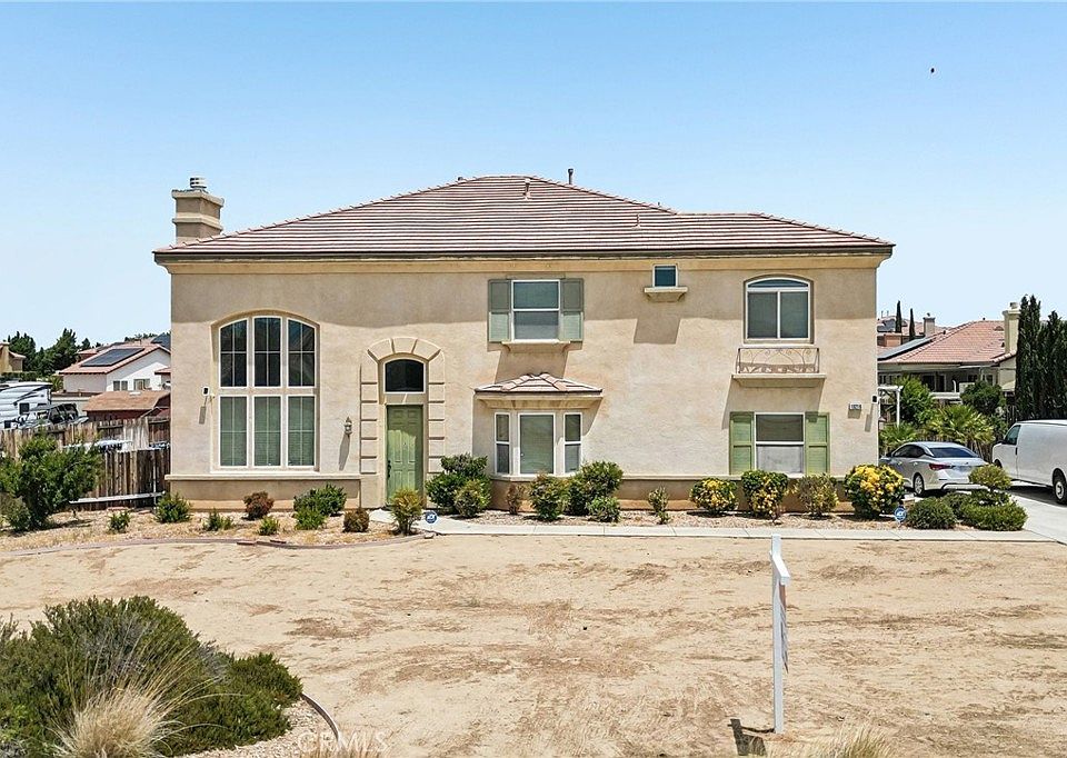 1st image of 19216 Saguaro Way