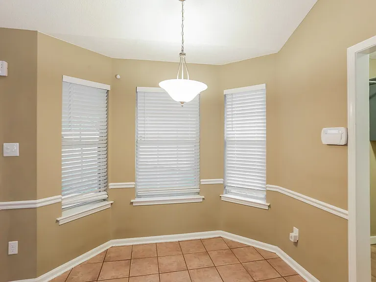7632 Woodshire Dr — Photo 6