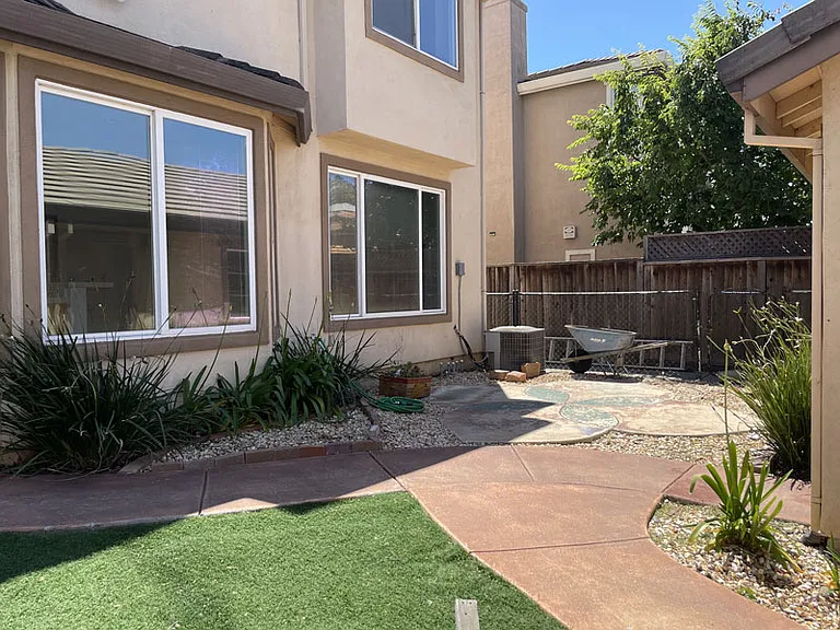 1426 Bello Dr — Photo 21