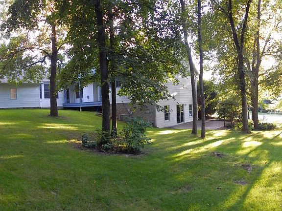 2nd image of 1855 Mapleview Pl NE