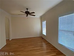 6 bed, 2.0 bath, 3604 sqft, $3,500 — Photo 3