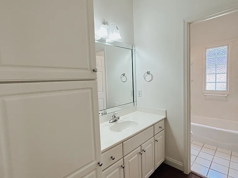 4205 Vestview Cir — Photo 24