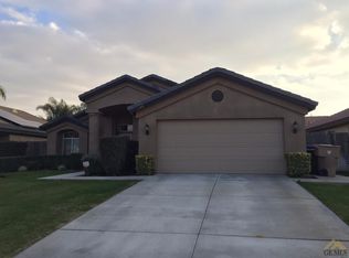 10313 Lanesborough Ave, Bakersfield, CA 93311