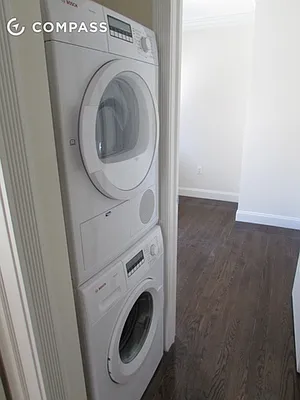 Rented by Compass | media 40