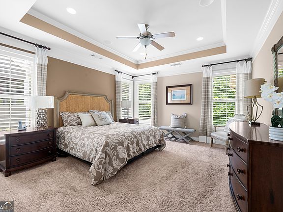 4th image of 3028 Scarlet Oak Ln