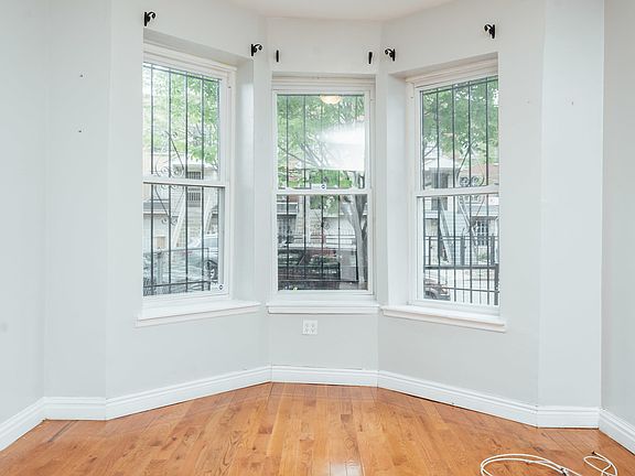 4th image of 1578 St.marks Ave