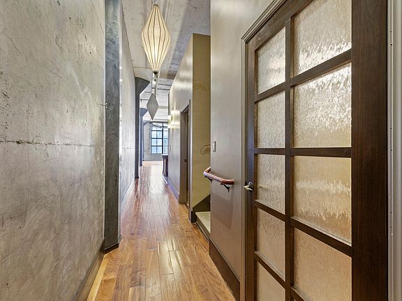 3rd image of 601 4th St Unit 214