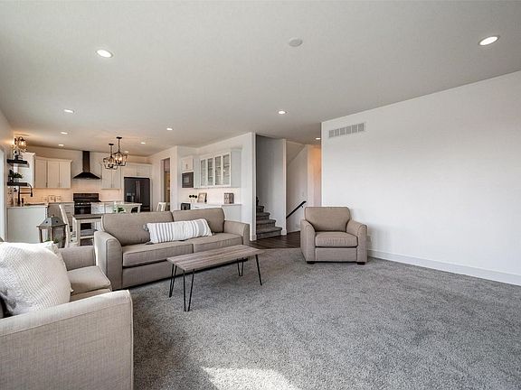3rd image of 7107 Country Brook Dr NW