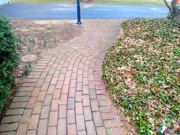 4th image of 4094 Ruxton Ln