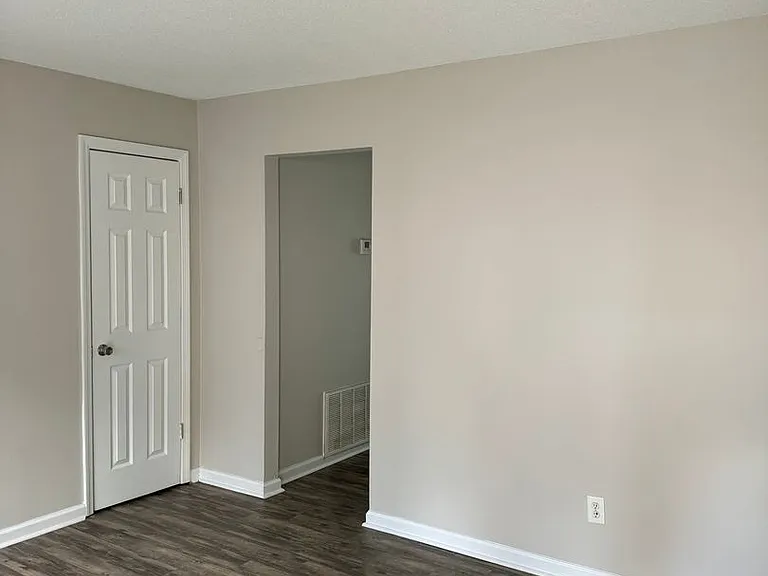 2311 Walden Dr #E1 — Photo 9