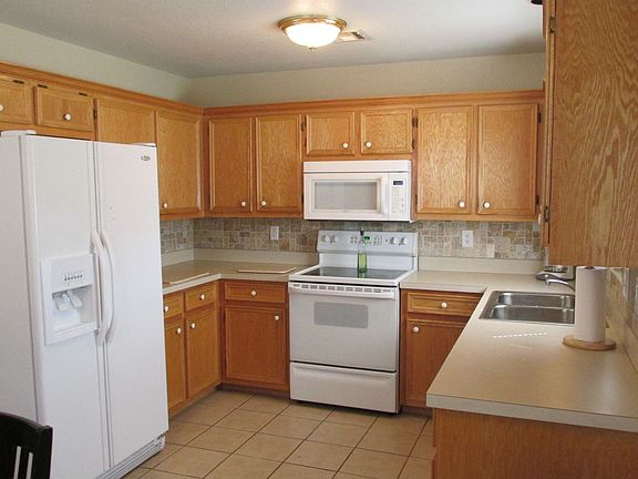 4th image of 1100 N Blair St
