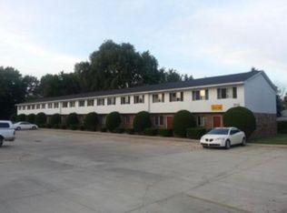 1815 Edgewood Dr UNIT 209, Mount Pleasant, MI 48858