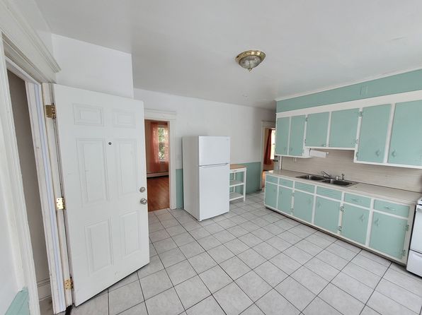 94 Prince St