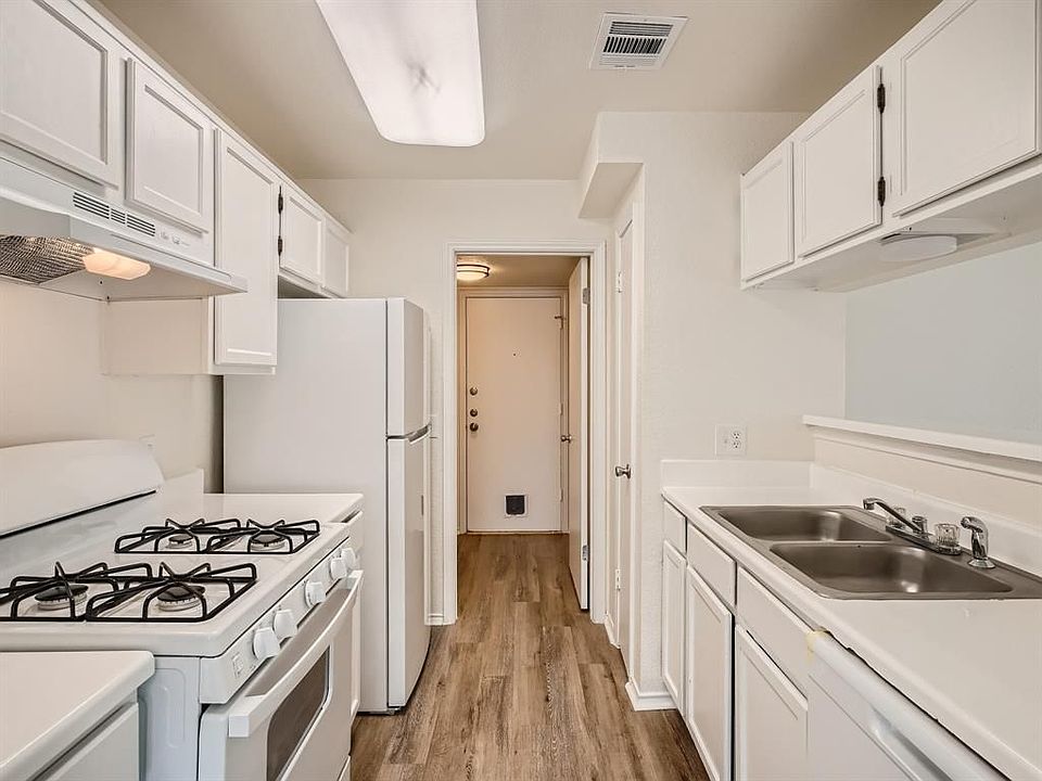 1st image of 9105 Japonica Ct #A