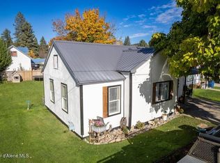 610 C St, Pinehurst, ID 83850