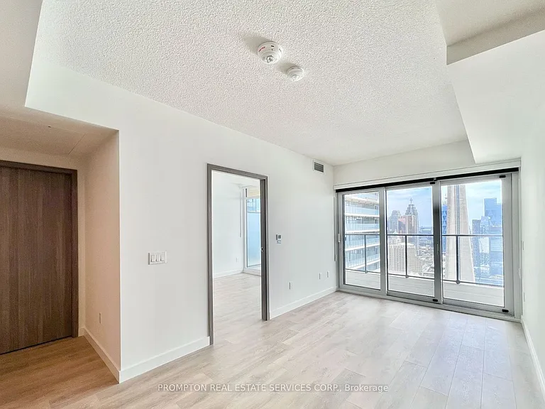 3 Concord Cityplace Way #2808 — Photo 2