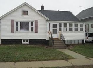 3907 Sheridan Rd, Kenosha, WI 53140