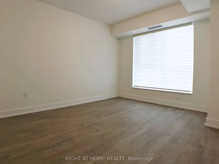 9 Mabelle Ave #2821 — Photo 12