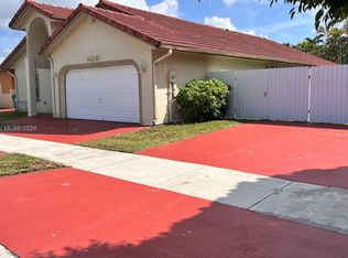 14241 SW 48th St, Miami, FL 33175