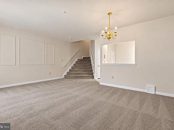 4th image of 2015 Cooper Point Ct