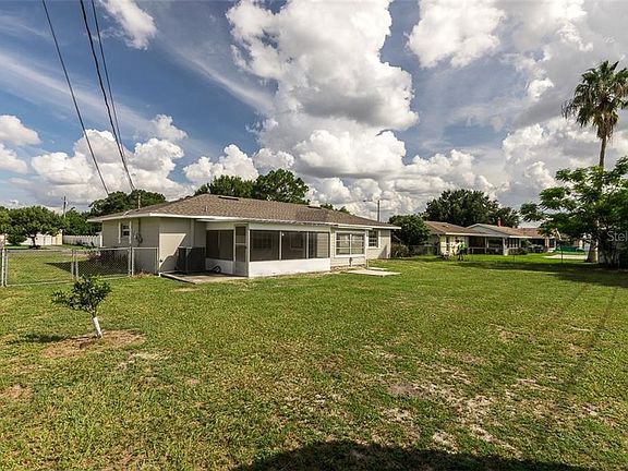 5th image of 4844 Wales St