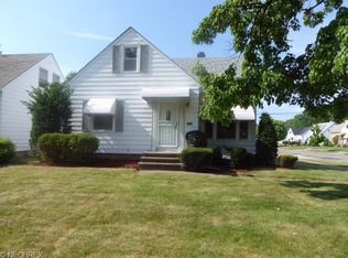 27135 Forestview Ave, Euclid, OH