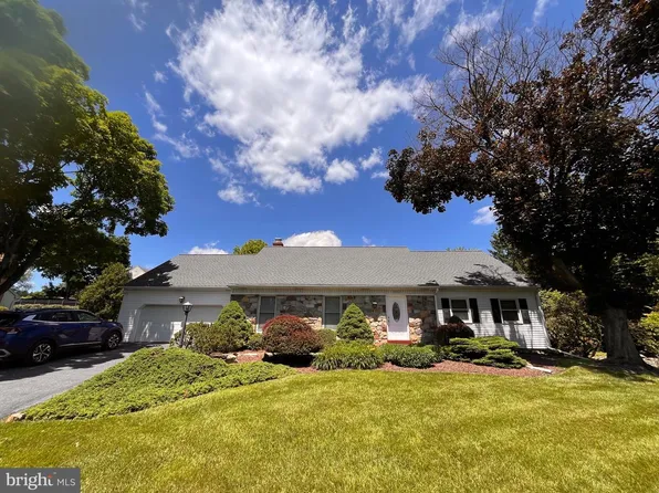 4053 Wedgewood Rd, Allentown, PA 18104