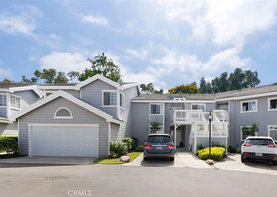 22 Campton Pl