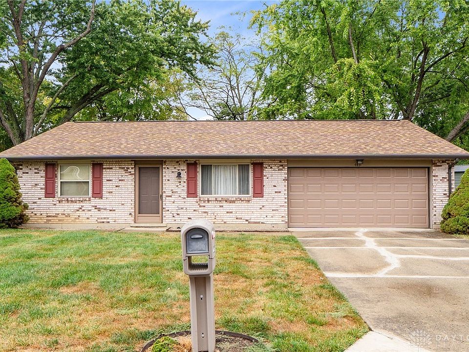1st image of 445 Wisteria Dr
