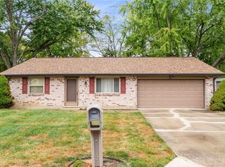 445 Wisteria Dr, Troy, OH