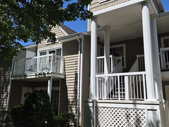 3rd image of 550 Central Ave Unit M16