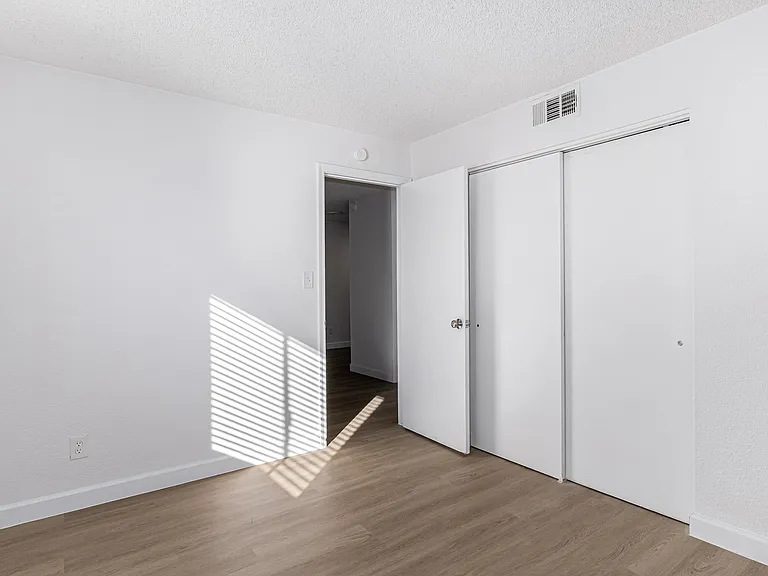 Running Brook Apartments — Photo 6