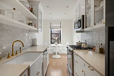 Sold by HomeDax Real Estate